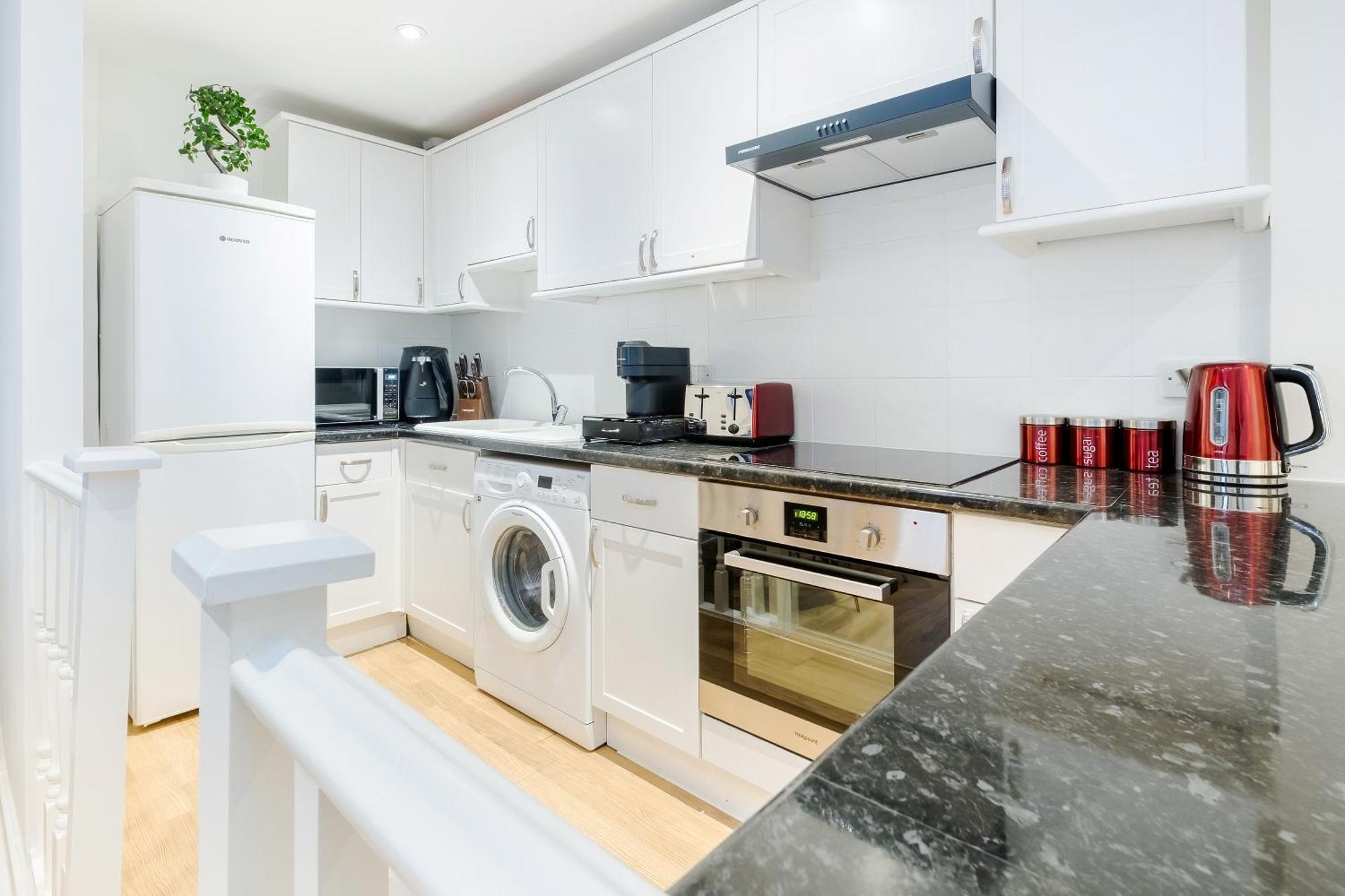 Large One Bedroom Apartment In Marylebone ロンドン エクステリア 写真